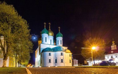 Kolomna, Rusya 'daki katedral meydanındaki eski ortodoks kiliseleri.