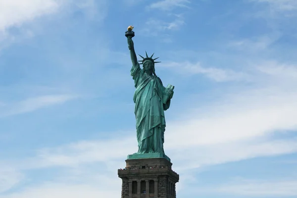 Statue Liberty Sunny Sky New York Usa — Stock Photo, Image