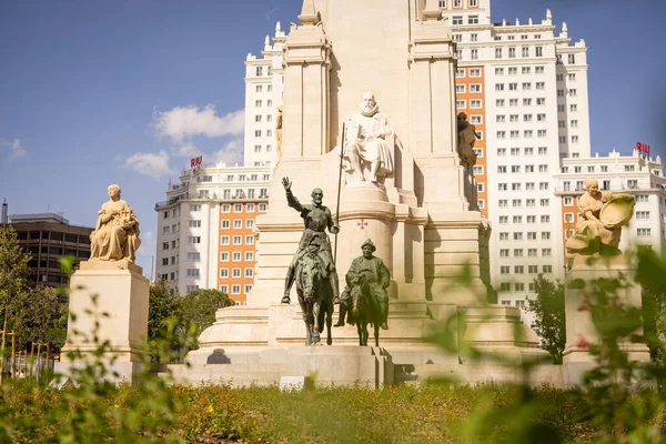 Monument Miguel Cervantes Landmark Madrid Spain Bright Sunlight — Stock Photo, Image