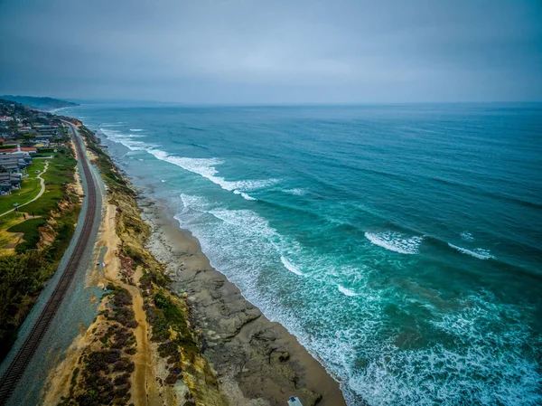 カリフォルニア州デル マーのPowerhouse Park Beachの空中写真 — ストック写真