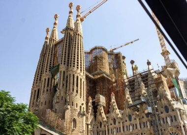 La Sagrada Familia Bazilika Modern mimarisi Barcelona, İspanya 'daki inşaat sırasında