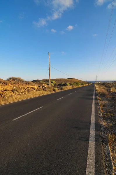 Route Asphaltée Dans Désert Sur Coucher Soleil Coloré — Photo