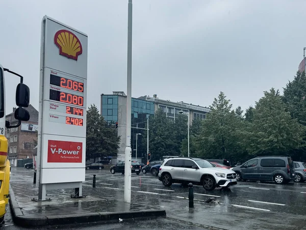 Shell Power Logotipo Sinal Com Preços Euro Exibir Livre — Fotografia de Stock