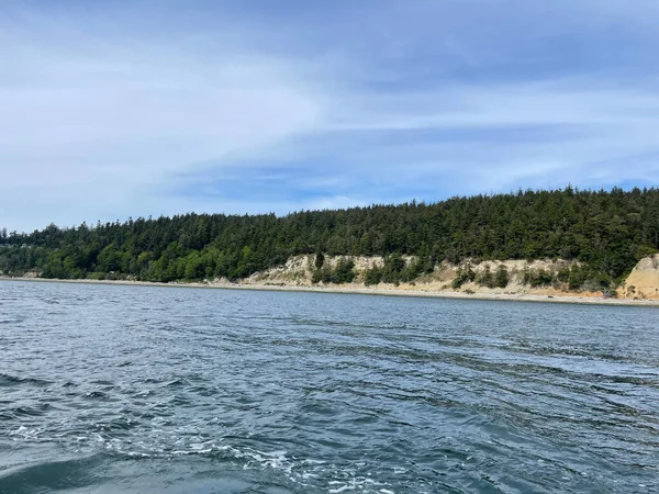 Güneşli Bir Günde Güzel Bir Deniz Manzarası — Stok fotoğraf