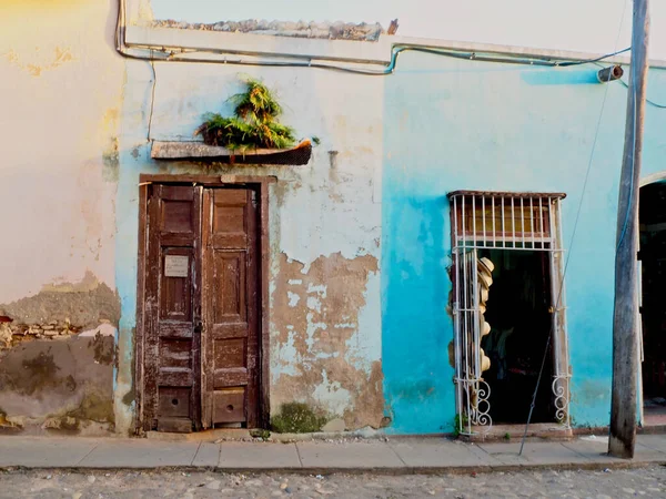 Beautiful Vivid Colors Cuban Streets Trinidad Ruined Old Buildings Powerful — Stock Photo, Image