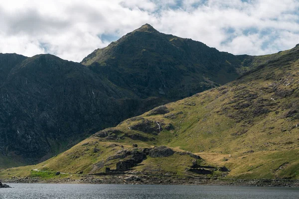 Snowdonia Galler Deki Snowdon Dağı Manzaralı — Stok fotoğraf