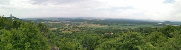 Paysage Montagneux Avec Ciel Nuageux Sur Fond — Photo