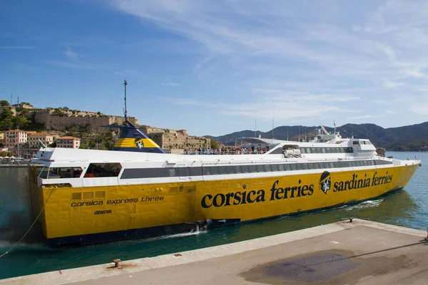 Ferry Carrier Corsia Ferries Departing Port Portoferraio Italy — Stock Photo, Image