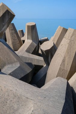 Somut deniz koruması Groynes sahil korumasını yaptı