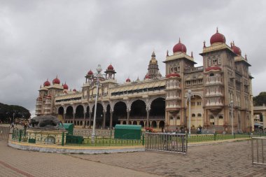 Hindistan 'daki Mysore Sarayı' nın tarihi bir görüntüsü.