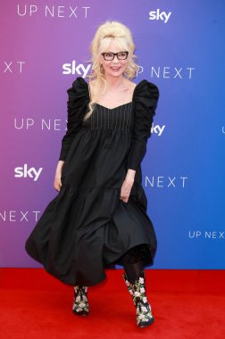 Morwenna Banks, 17 Mayıs 2022 'de Londra' da Royal Tiyatrosu 'ndaki Gökyüzü 