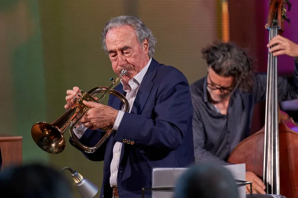 Trompetista Suíço Flugelhornista Compositor Franco Ambrosetti Apresentando Com Seu Quinteto — Fotografia de Stock