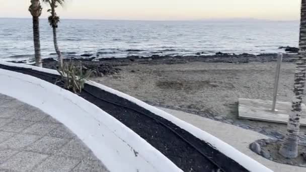 Playa Puerto Del Carmen España Las Islas Canarias Durante Atardecer — Vídeos de Stock
