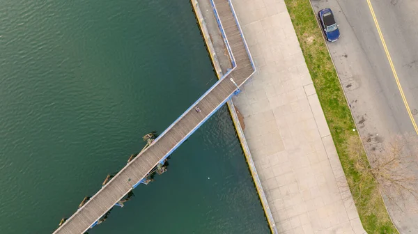 Sheepshead Bay Brooklyn, New York 'tan yaya geçidi.