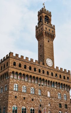İtalya, Floransa 'daki güzel Palazzo Vecchio' nun dikey çekimi.