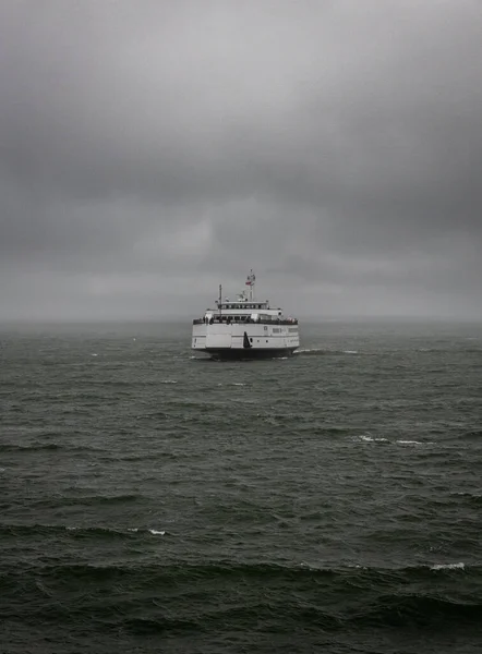 Ferry Marthas Vineyard Océano Día Sombrío — Foto de Stock