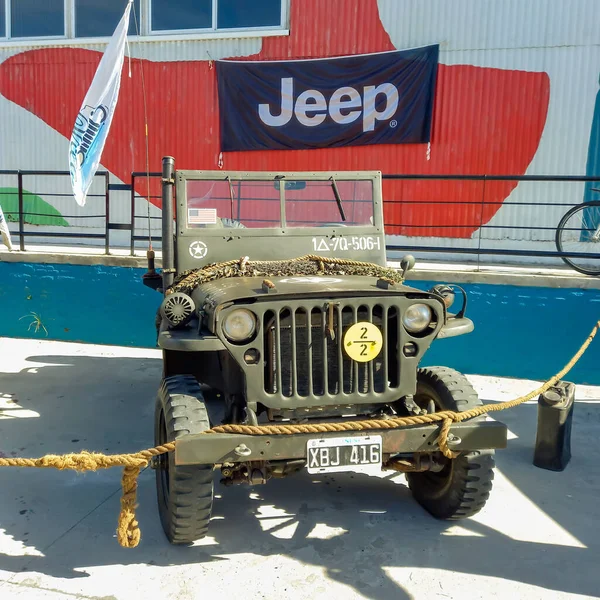 Avellaneda Argentina Maio 2022 Jeep Willys Depósito Bandeira Logótipo Distintivo — Fotografia de Stock