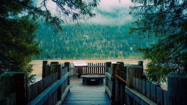 Viewing Wooden Deck Lake Surrounded Trees South Tyrol — Foto de Stock