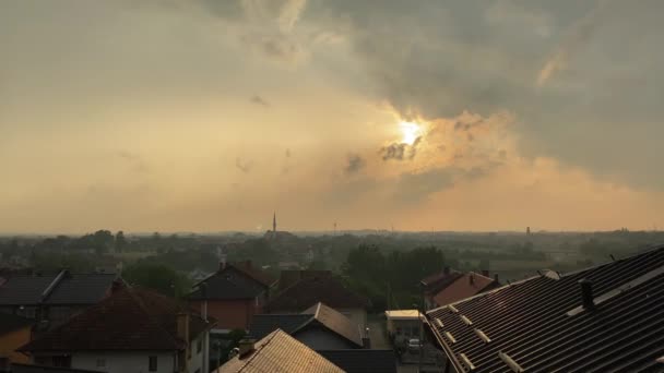 Naturskön Bild Solen Bakom Molnen Som Timmar Från Att Ner — Stockvideo