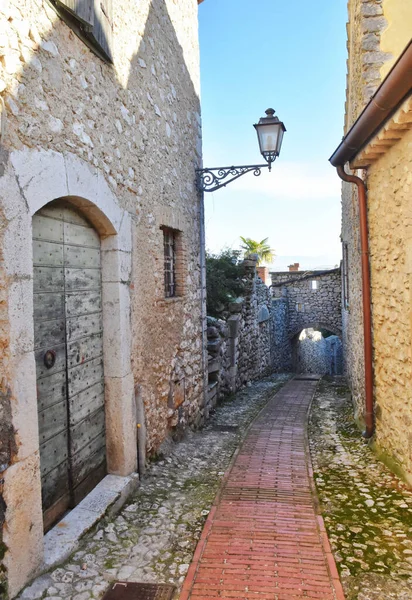イタリアのラツィオ地域のヴェローリの狭い通りの景色 — ストック写真