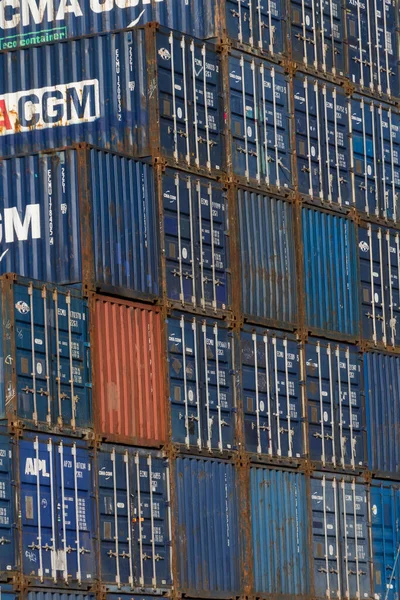 Een Verticale Foto Van Een Stapel Containers Haven Van Rotterdam — Stockfoto