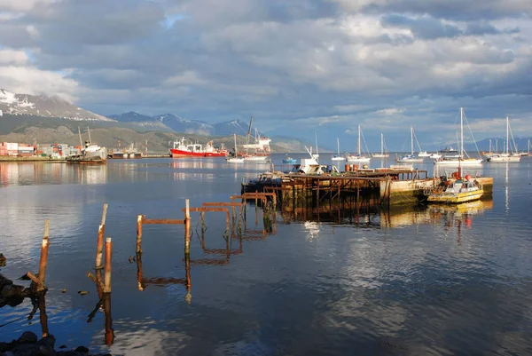 Fartyg Ankrat Hamnen Ushuaia Argentina — Stockfoto