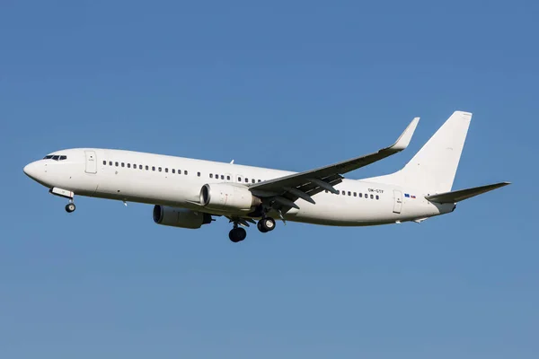 Full White Neutralized Airliner Boeing 737 800 Slovakian Carrier Air — Stock Photo, Image