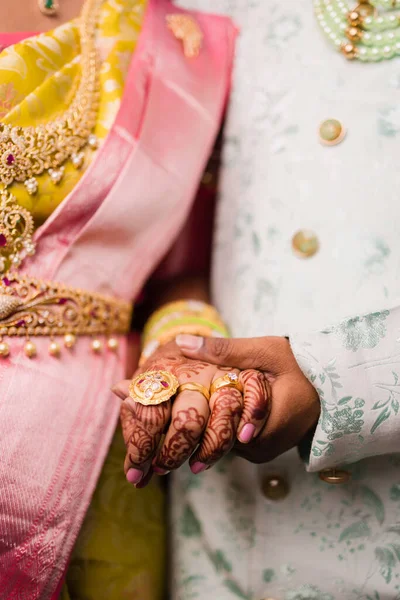 Traditional Indian Bride Groom Holding Hands — Stock Photo, Image