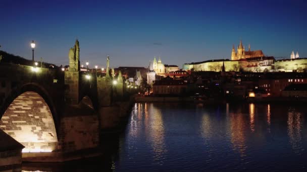 Footage Charles Bridge Evening Prague Czech Republic — Stock Video