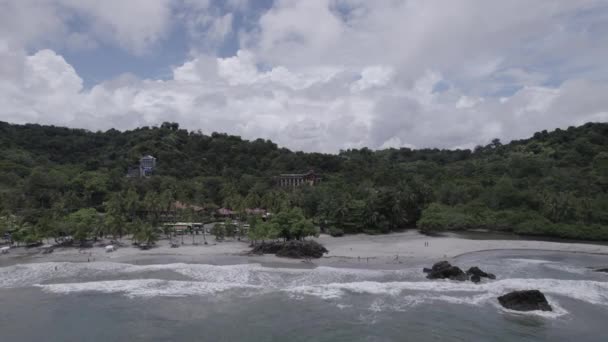 Egy Drónfelvétel Manuel Antonio Beachről Queposban Costa Ricában — Stock videók