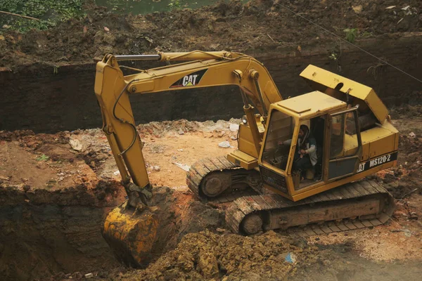 Δεκ 2020 Ντάκα Μπαγκλαντές Κατασκευαστικές Εργασίες Συνεχίζονται Τον Εκσκαφέα — Φωτογραφία Αρχείου