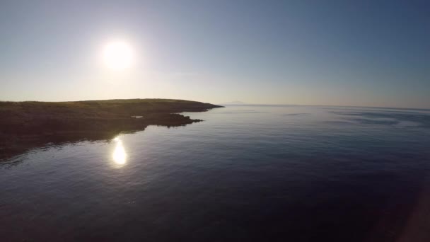 Krásný Záběr Pobřeží Středozemního Moře Slunečného Dne — Stock video