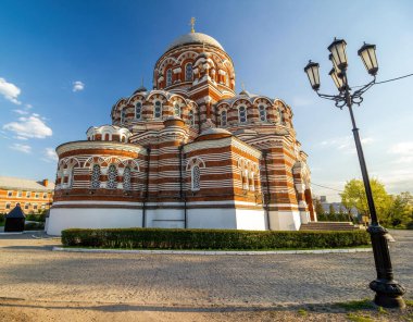 Rusya 'nın Kolomna kentindeki Tserkov Presvyatoy Troitsy Ortodoks Kilisesi' nin güzel bir manzarası