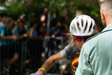 İspanya 'nın Ronda, Malaga kentindeki 101 kilometre yarışına yakın çekim