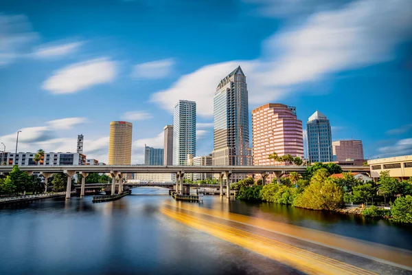 Skyline Centrala Tampa Hillsborough Floden Blå Himmel — Stockfoto