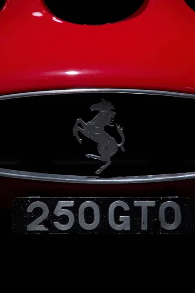 Ferrari 250 Gto Motion Autos Art Architecture Exhibition Guggenheim Bilbao — Stock Photo, Image