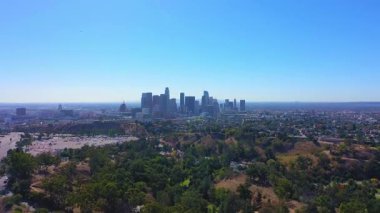 Kaliforniya, ABD 'de güneşli bir günde Los Angeles şehir manzarası