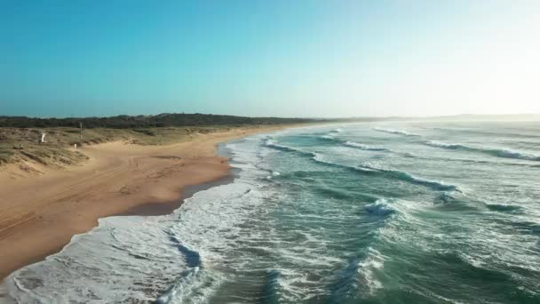 Beautiful View Ocean Waves Reaching Beach — Video Stock