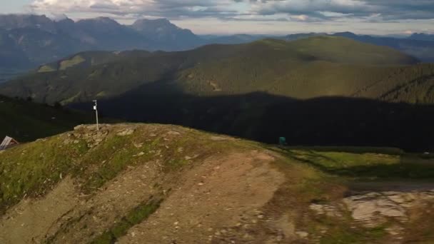 Gyönyörű Légi Felvétel Zöld Alpokról Leogang Tóról Ausztria — Stock videók