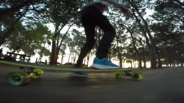 Caucasian Female Skateboarding Park Sunset — Vídeos de Stock