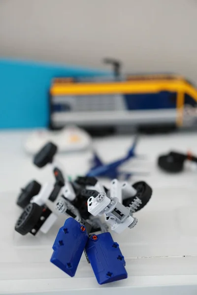 Vertical Shot White Blue Plastic Toy Vehicle — Stock fotografie