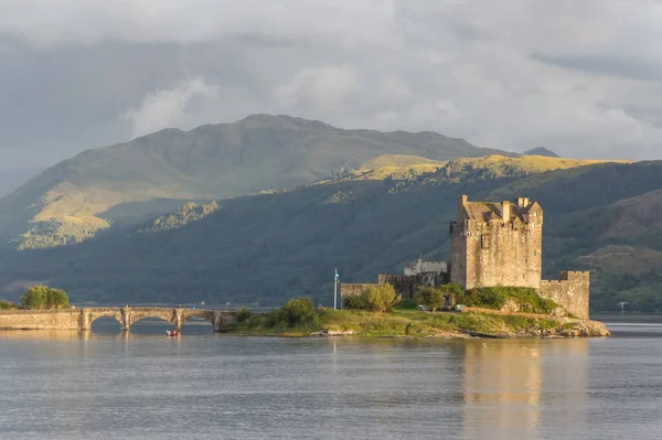 Stunning Shot Eilean Donan Castle Highlands Scotland — Stockfoto