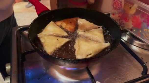 Woman Deep Fries Briouat Home — Stok video