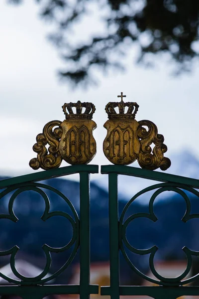 Vertical Shot Old Historical Boundary Walls Neuschwanstein Castle Fussen Bavaria — Foto de Stock