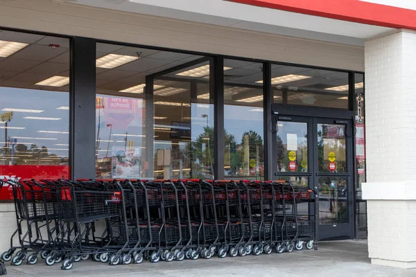 Augusta Usa Maxx Retail Store Line Shopping Carts — Stock Photo, Image