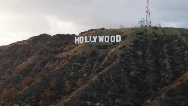 Slavný Hollywood Sign Vrcholu Mount Lee Los Angeles Kalifornie Usa — Stock video