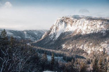 Norveç 'in Valle bölgesinde güzel bir dağ manzarası