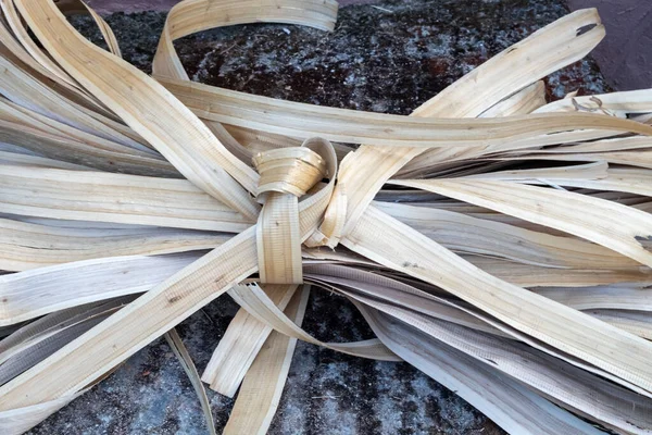 Several Strips Chestnut Wood Tied Together Used Make Baskets Traditionally — Stock Photo, Image