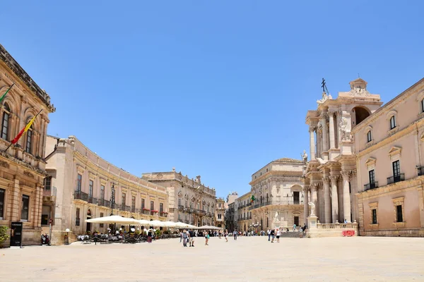 Het Belangrijkste Plein Syracuse Een Stad Van Sicilië Italië — Stockfoto