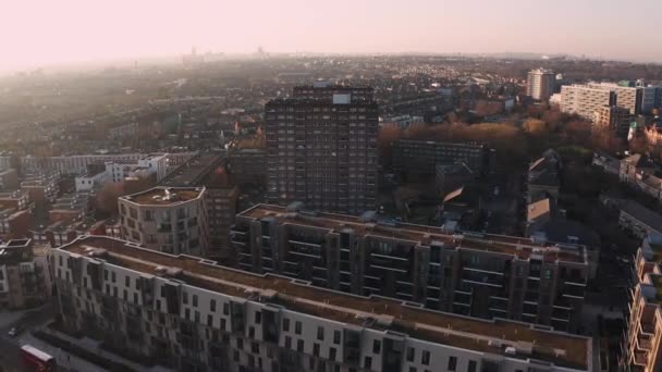 昼間の街並みの空中風景 — ストック動画